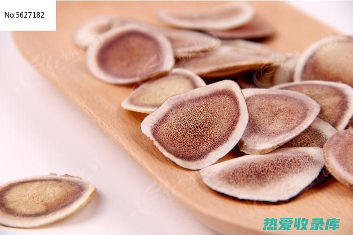 鹿角片：功效与食用指南 (鹿角片功效作用与主治)