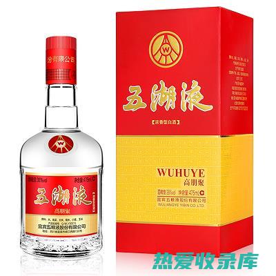 可以用白酒泡姜水泡脚，可以驱寒保暖，促进血液循环。(可以用白酒泡水洗澡吗?)