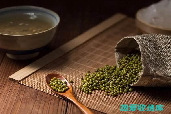 清热解毒：豆腐菪养具有清热凉血、解毒消肿的功效，可用于治疗发热、口渴、咽喉肿痛、扁桃体炎等症。(清热解毒豆浆有哪些豆一起打成将?)