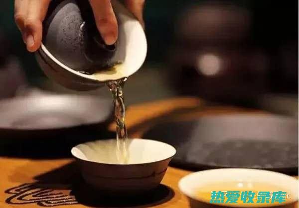 泡茶：取适量槐角，用沸水冲泡5-10分钟即可饮用。可根据个人口味加入冰糖或蜂蜜调味。(泡茶饮用)