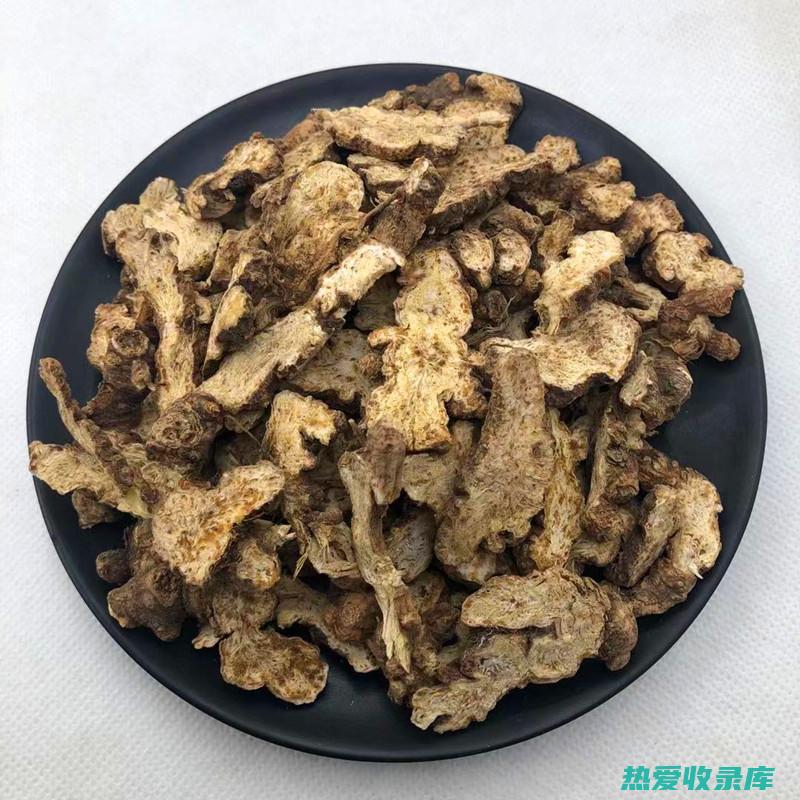 中药炒苍术：增强脾胃之气，助消食开胃 (中药炒苍术的功效与作用是什么)