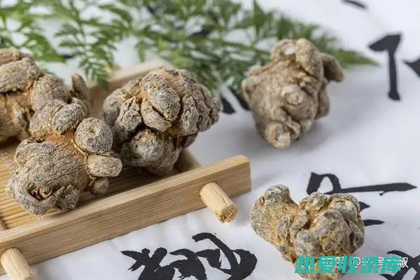 中药七里的神奇功效：探索其对身体的益处 (中药七里的神药是什么)