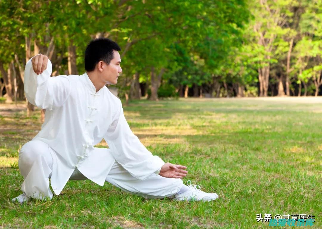 脾胃虚寒者慎用：杠板归性寒，脾胃虚寒者服用可能会引起腹泻、腹痛等症状。(脾胃虚寒者慎用是什么意思)