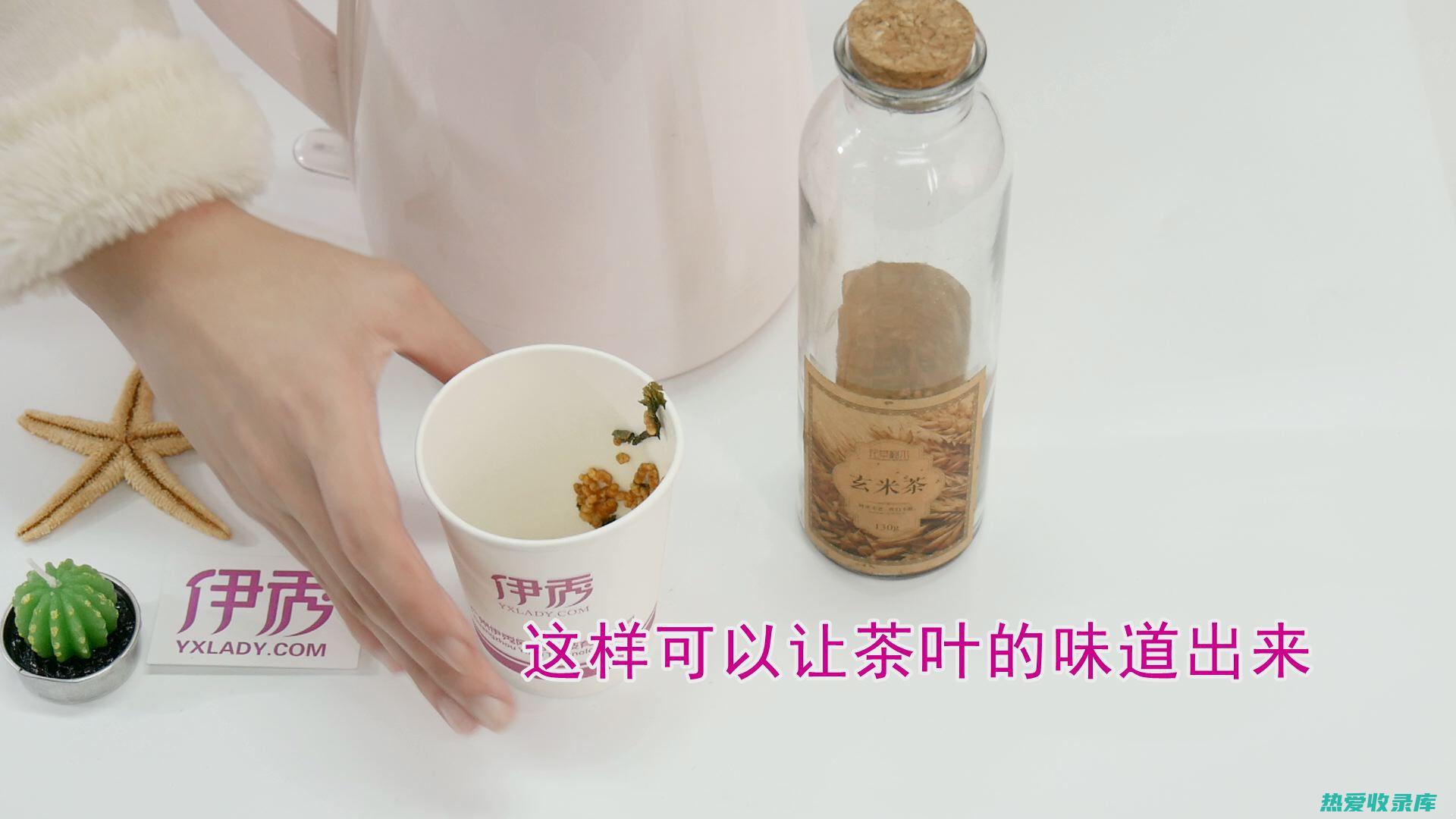 茶叶漱口：茶叶中含有丰富的氟化物和鞣质，具有抗菌和杀菌的作用。用茶叶漱口可以帮助抑制口腔中的细菌，预防蛀牙。每天早晚用茶叶水漱口一次。(茶叶 漱口)